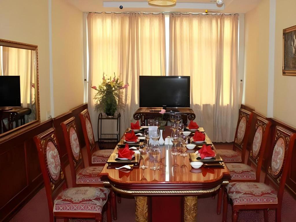 Huu Nghi Hotel Hai Phong Kültér fotó