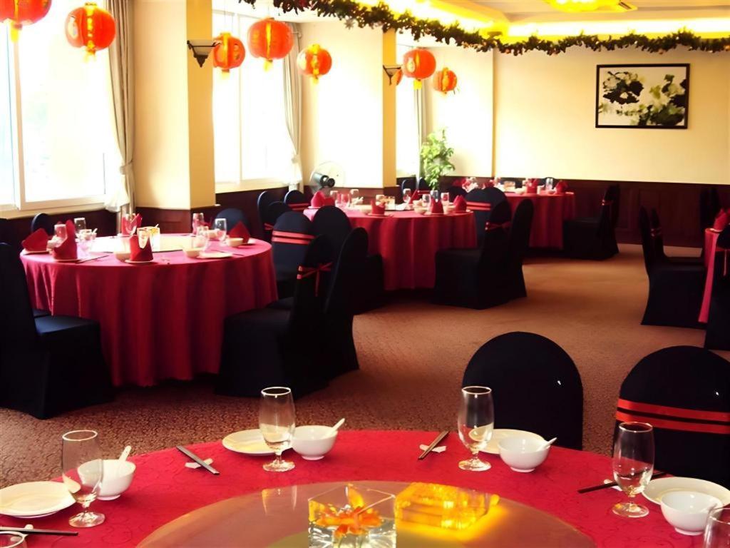 Huu Nghi Hotel Hai Phong Kültér fotó